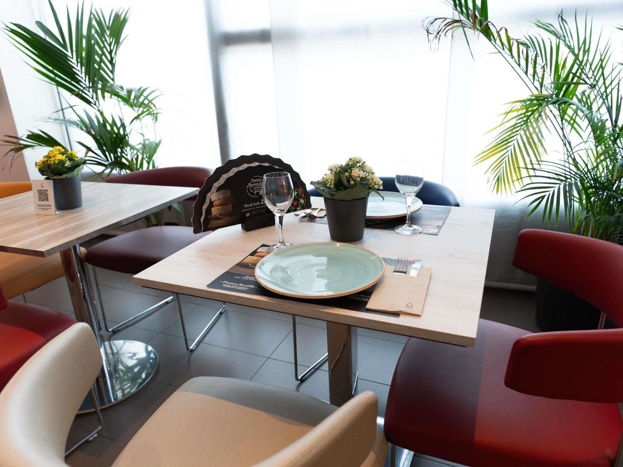 Novotel Suites Malaga Centro — Photos 3